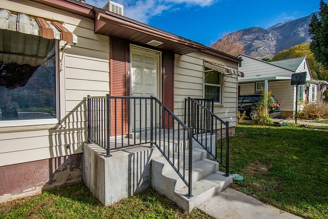 Home Buying Guide for Understanding the Full Cost of Your First House